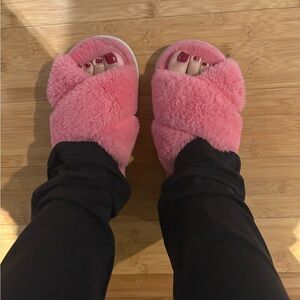 Cozy Pink Women's well worn Fuzzy Slippers